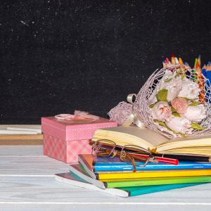 מתנות לצוות החינוכי